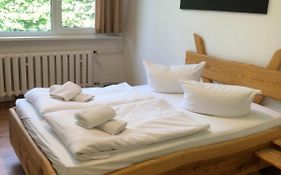 Waldhotel Am See Berlin-Schmoeckwitz
